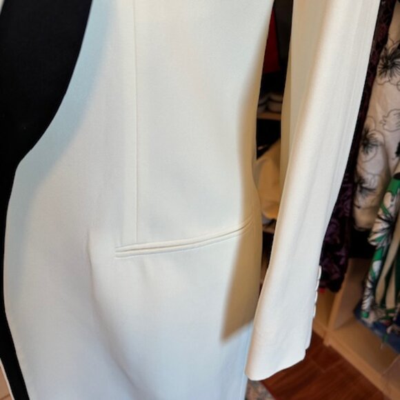 Alexander McQueen Size 44 Off-white and Black Coat - Picture 6 of 11